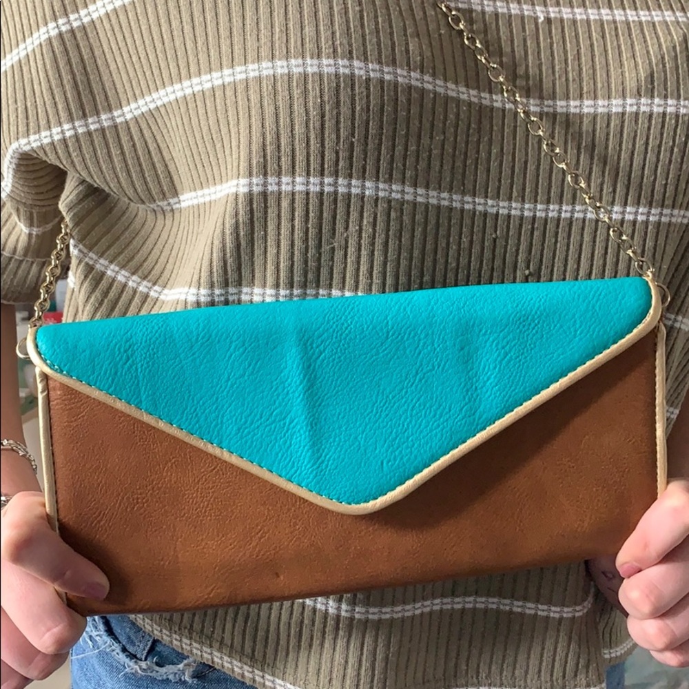 Brand “New wallet purse with tag gold chain